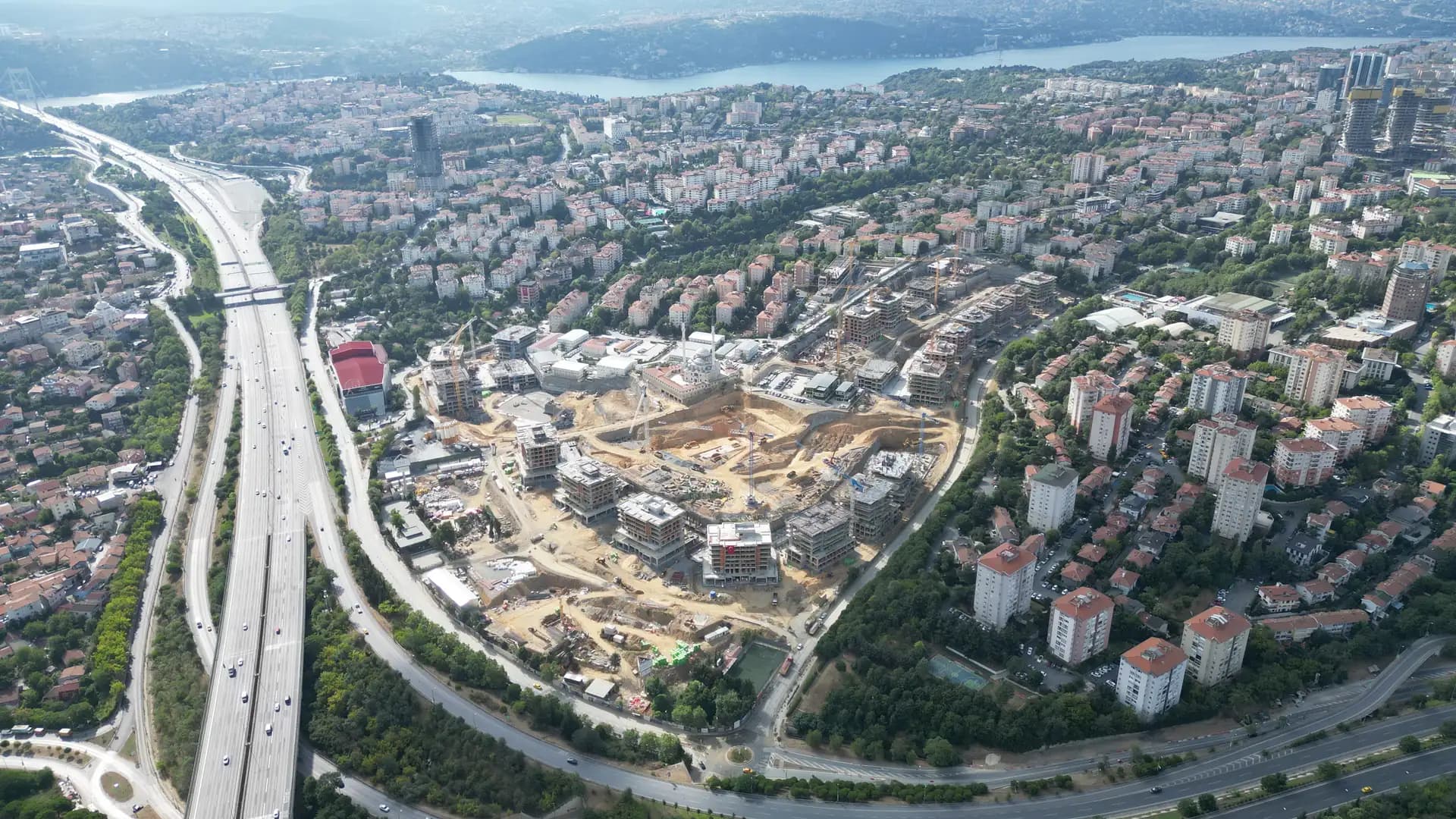 Etiler’de Kentsel Dönüşüm: İstanbul’un En Prestijli Rotasında Yeni Yatırım Vizyonu - LUX Properties