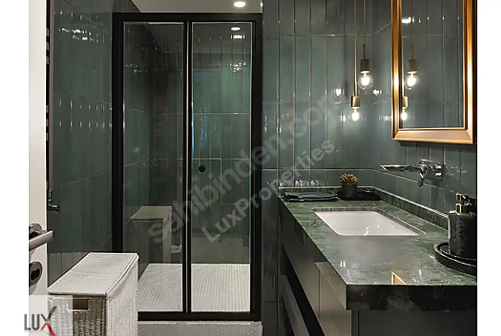 İstinyepark Residence'ta Özel Tasarım Çatı Dubleksi Kiralık /LUX