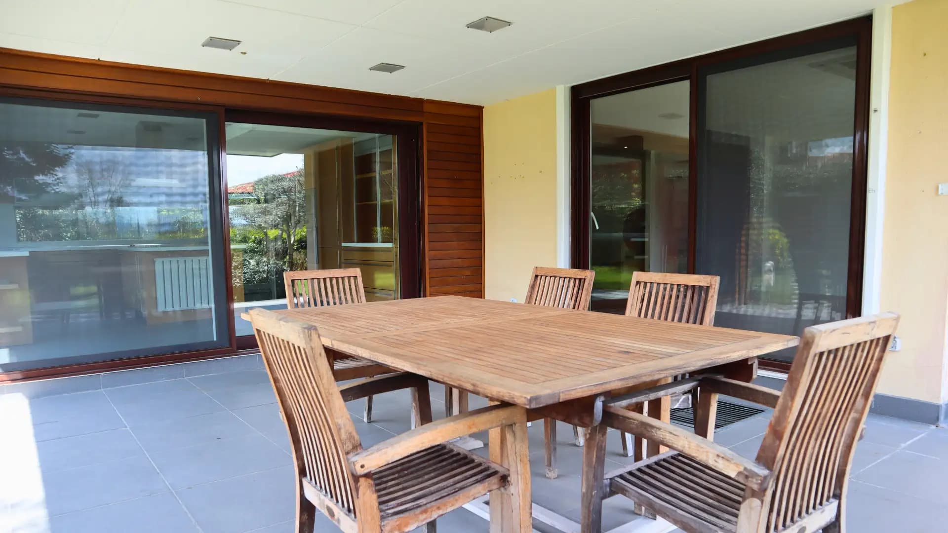 Sarıyer Sedatkent'te Boğaz Manzaralı Satılık Villa 400m² /LUX