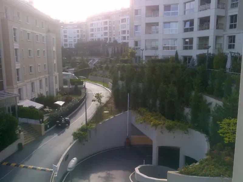 İstinyepark Evleri 2+1 Köşe Daire  - İstanbul / Sarıyer