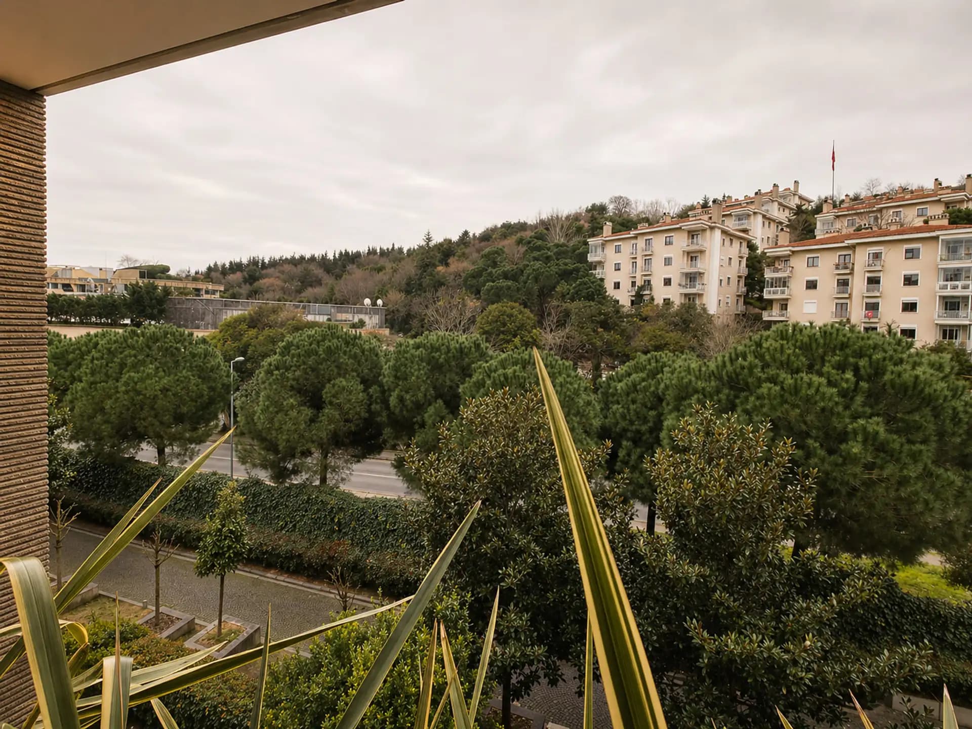 Nest Ortaköy Sitesinde Satılık Geniş ve Modern 3,5+1 Daire 