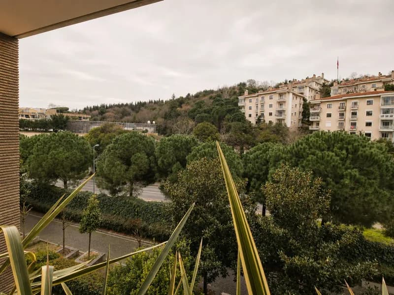 Nest Ortaköy Sitesinde Satılık Geniş ve Modern 3,5+1 Daire 