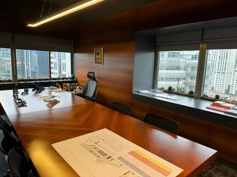 Maslak Park Plazada 1140m2 Özel Dekore Kiralık Ofis - İstanbul / Sarıyer