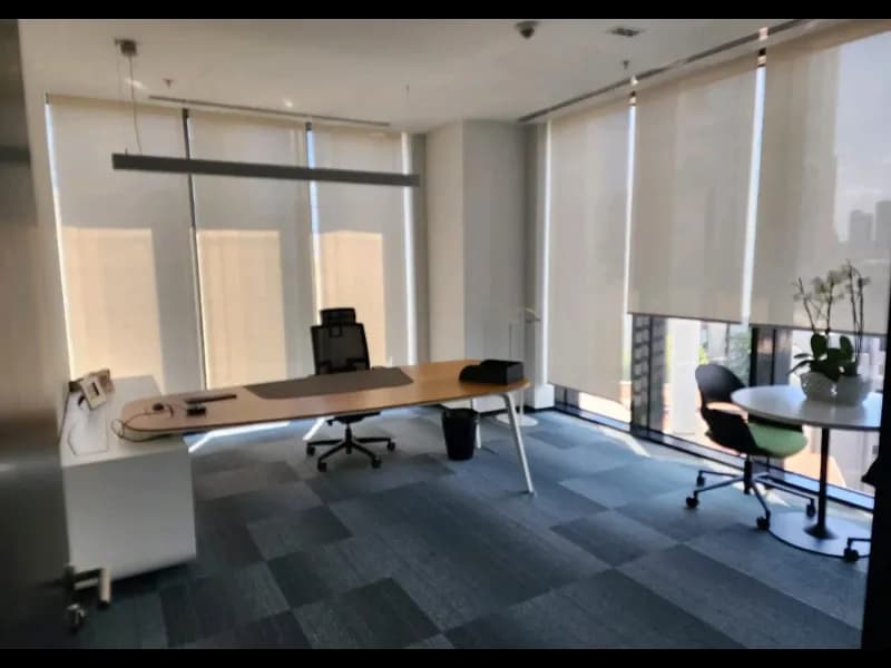 Maslak A Plus Plazada 640m2 Dekorasyonlu Kiralık Ofis  - İstanbul / Sarıyer