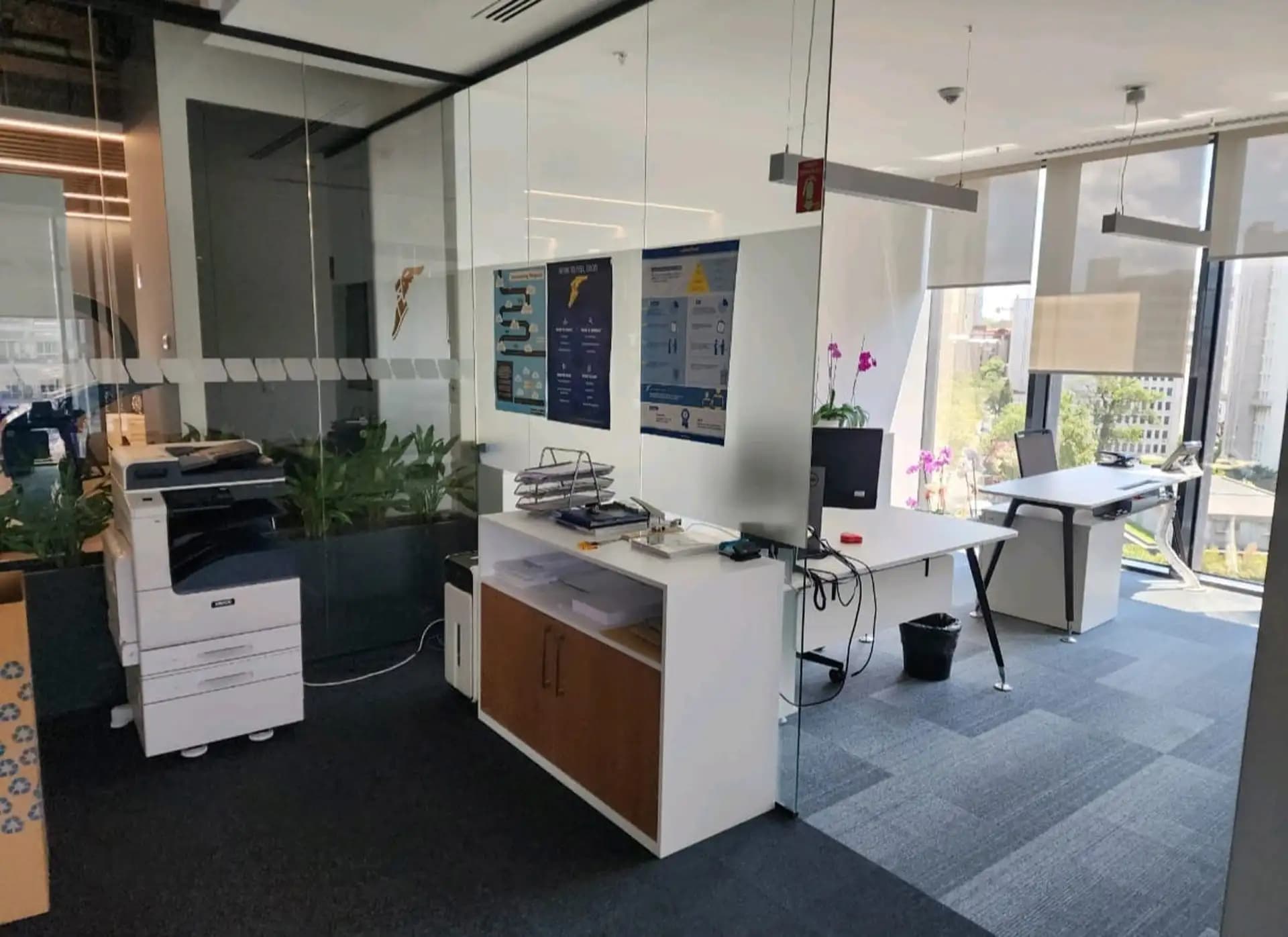 Maslak A Plus Plazada 640m2 Dekorasyonlu Kiralık Ofis 