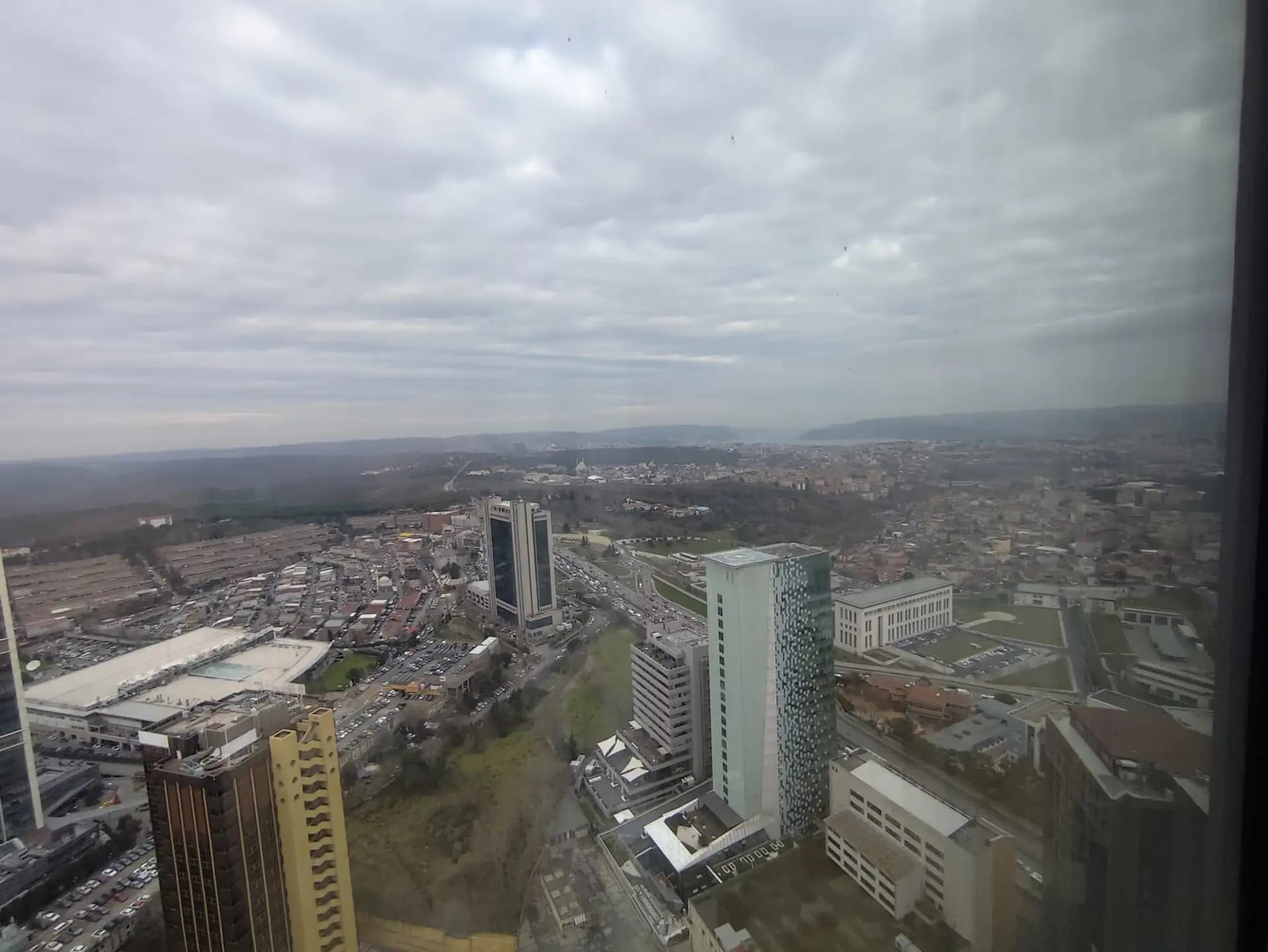Maslak Spine Tower 2+1 Yüksek Kat Satılık Daire