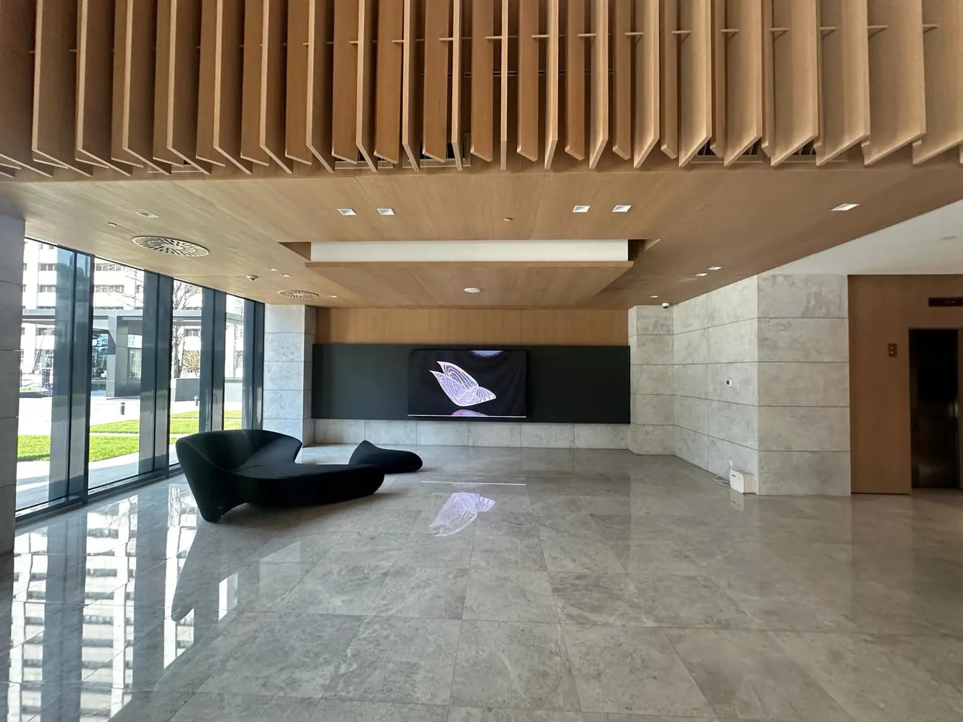 Maslak A Plus Plazada 3000m2 Dekorasyonlu Kiralık Ofis